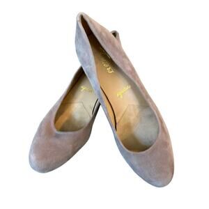 TROTTERS Signature womens heels, size 8M, leather shoes